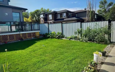 7 Smart Questions to Ask a Fencing Contractor Before Hiring